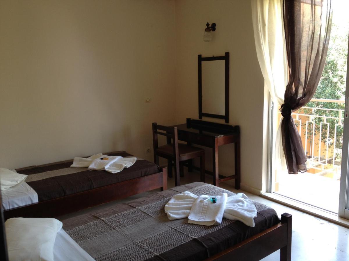 Pantheon Hall Hotel 梅松吉 外观 照片