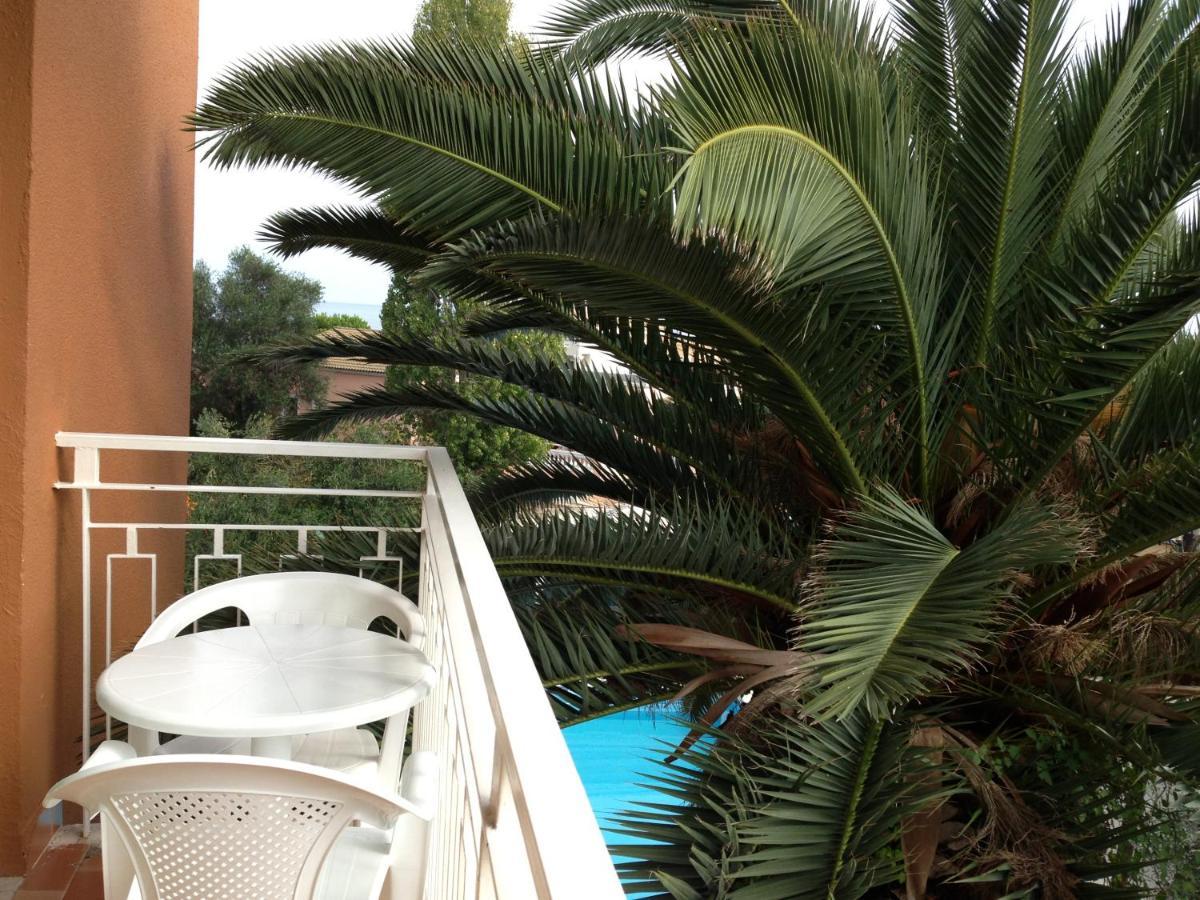Pantheon Hall Hotel 梅松吉 外观 照片