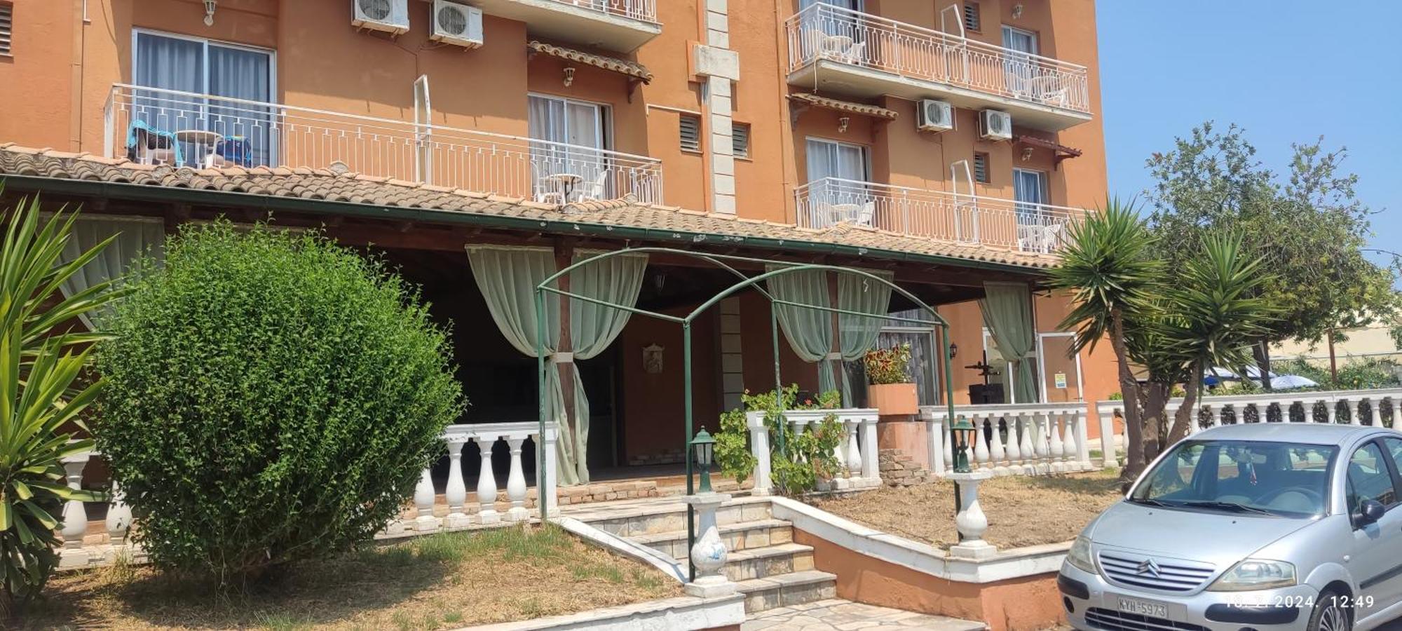 Pantheon Hall Hotel 梅松吉 外观 照片